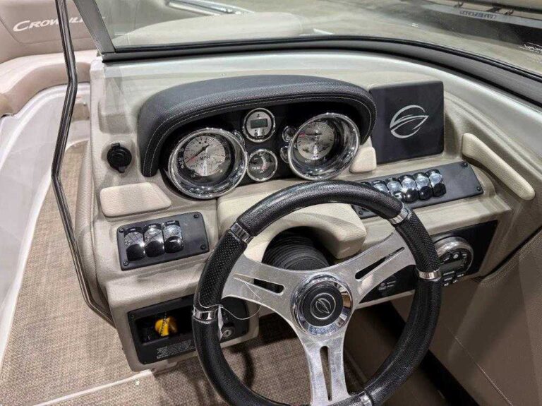 2018 Crownline 235 SS US-KIS84545A818 [photo 13]